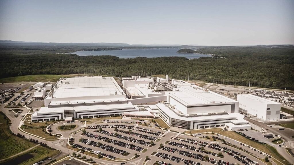 Aerial view of GlobalFoundries Fab 8 chipmaking campus in Malta, New York